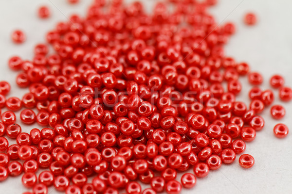 Kicsi gyöngy közelkép fotó gyöngyök piros Stock fotó © Nneirda