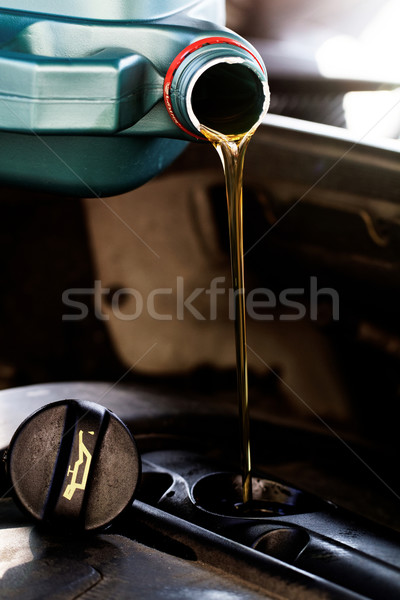 свежие машинное масло нефть изменений стороны промышленности Сток-фото © Nneirda
