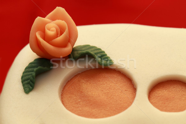 Kuchen Marzipan Rosen stieg orange Stock foto © Nneirda