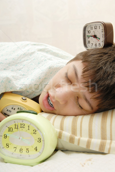 Adanc dormi destul de dormit băiat trei Imagine de stoc © Novic