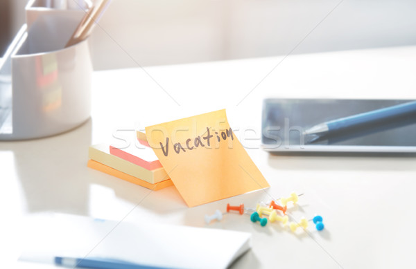 Vacances texte adhésif note bureau affaires Photo stock © Novic