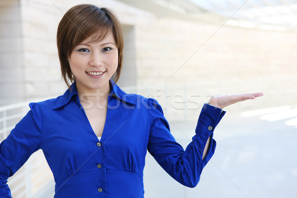 Asian donna d'affari ufficio sorridere bella Foto d'archivio © nruboc