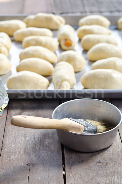 Stok fotoğraf: Fırçalamak · tepsi · gıda · tablo · ekmek