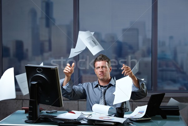 бизнесмен документы воздуха исчерпанный сидят Сток-фото © nyul