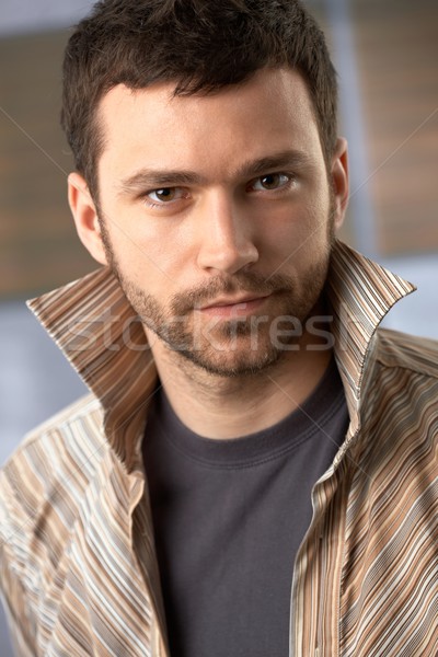 Trendi fiatalember közelkép portré jóképű néz Stock fotó © nyul
