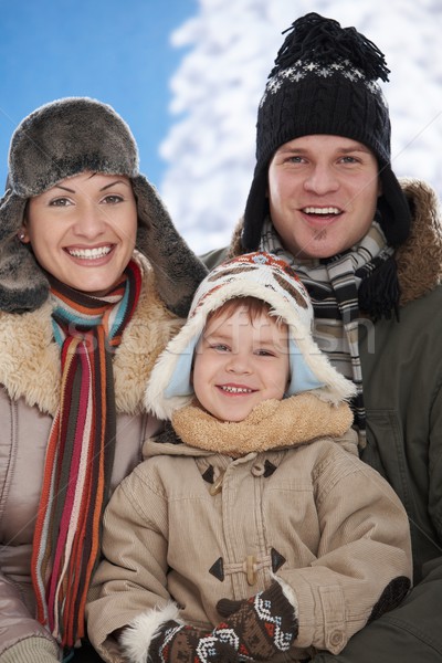 Stock foto: Familie · Schnee · Winter · Porträt · glückliche · Familie · zusammen