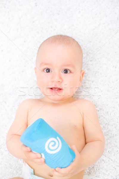 Feliz bebê jogar menino piso Foto stock © nyul