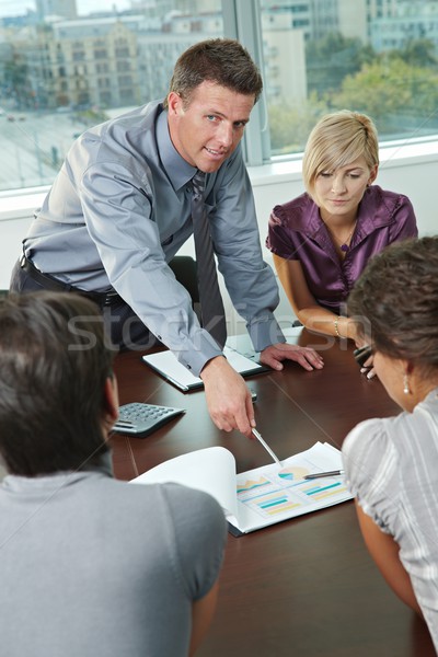 üzletemberek megbeszélés iroda csoport fiatal beszél Stock fotó © nyul