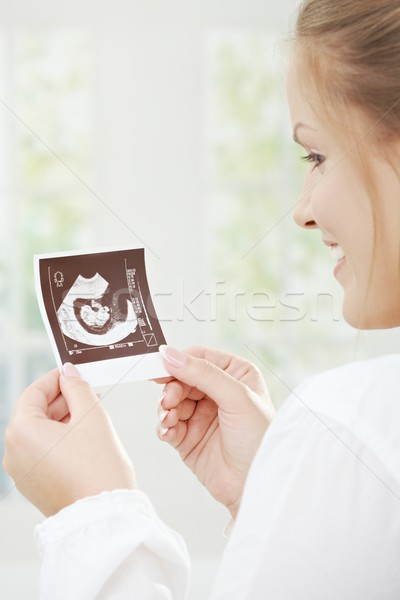 Femme enceinte portrait heureux jeunes [[stock_photo]] © nyul