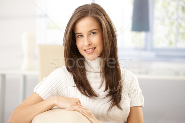 Glücklich Frau home Sitzung lächelnd Stock foto © nyul