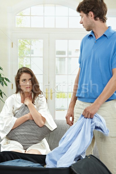 [[stock_photo]]: Malheureux · couple · homme · vêtements · valise