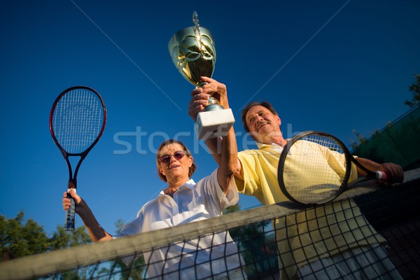 Aktif kazanmak poz tenis kortu tenis raketi Stok fotoğraf © nyul
