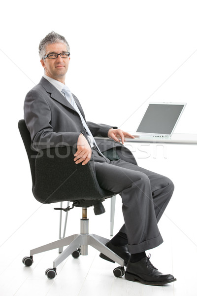 Foto stock: Empresário · sessão · secretária · trabalhando · computador · portátil · olhando