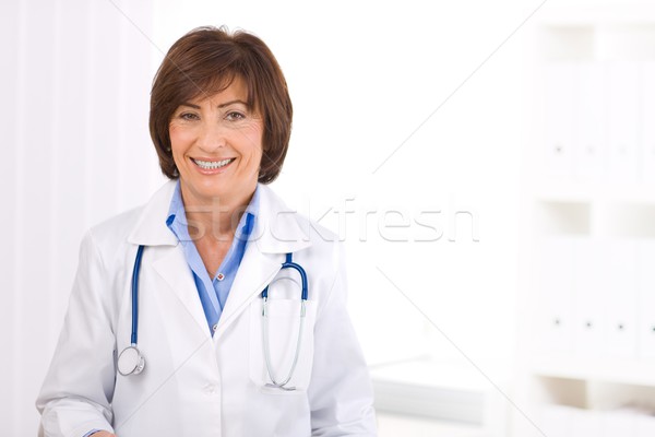 Stock foto: Weiblichen · Arzt · Büro · Porträt · Senior · Gesicht