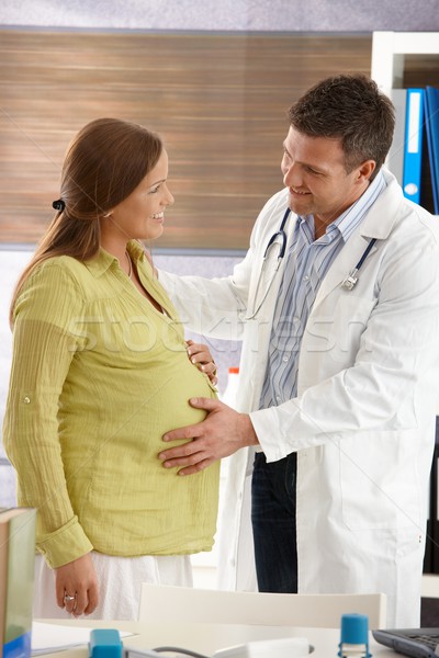 商業照片: 醫生 · 檢查 · 孕婦 · 觸摸 · 孕 · 肚