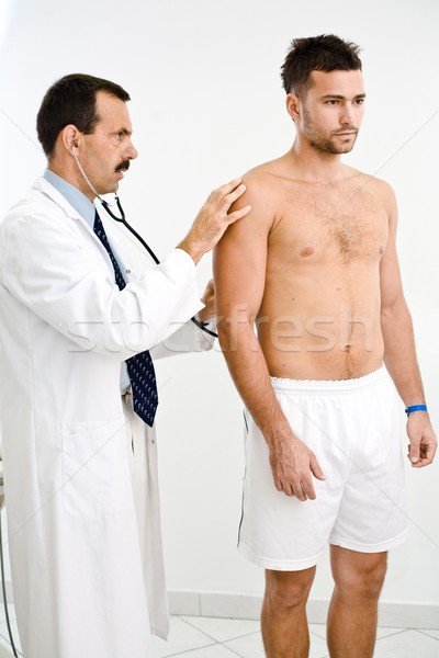 Médecin patient jeunes Homme coeur [[stock_photo]] © nyul