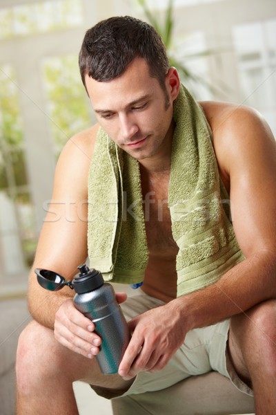 Obosit om pregătire odihna sticlă Imagine de stoc © nyul
