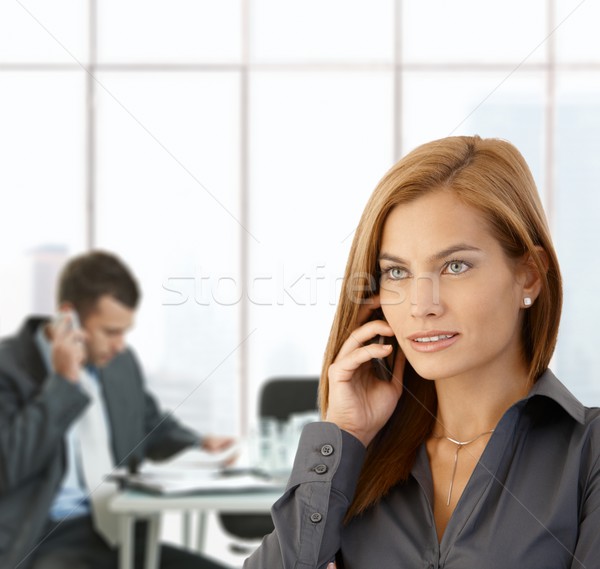 Foto stock: Mujer · de · negocios · ocupado · toma · oficina