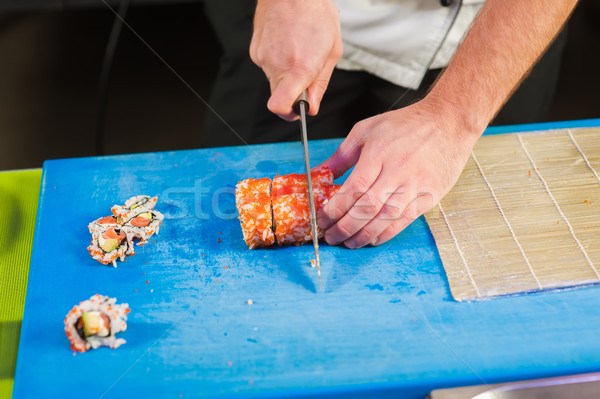 Foto stock: Mão · faca · sushi · masculino · mãos · tocar