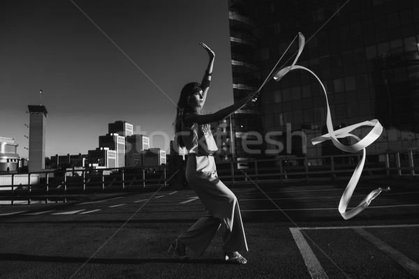 Jimnastikçi kız şerit profesyonel kadın dansçı Stok fotoğraf © O_Lypa