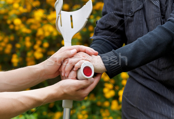Helpen ouderen hand kruk Stockfoto © ocskaymark