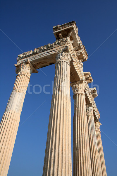 Starych kolumny budowy niebieski architektury marmuru Zdjęcia stock © offscreen
