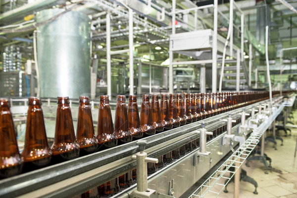 Birra bottiglie alimentare tecnologia industria fabbrica Foto d'archivio © olira