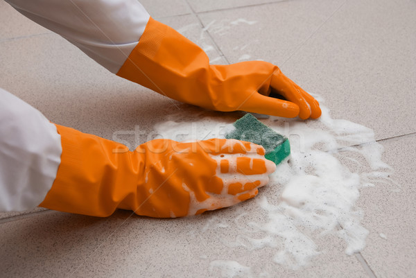 Prace domowe strony mycia piętrze czyszczenia gąbki Zdjęcia stock © olira