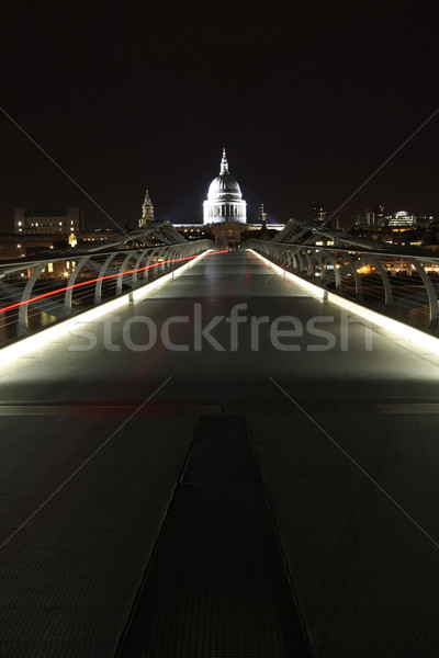 Millenium bridge Stock photo © ollietaylorphotograp