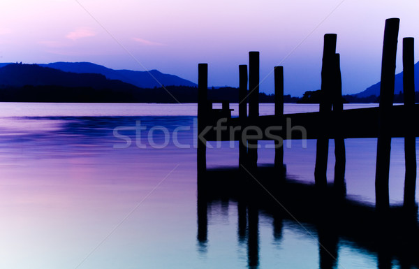 Intemporal nuvens pôr do sol luz nascer do sol lago Foto stock © ollietaylorphotograp