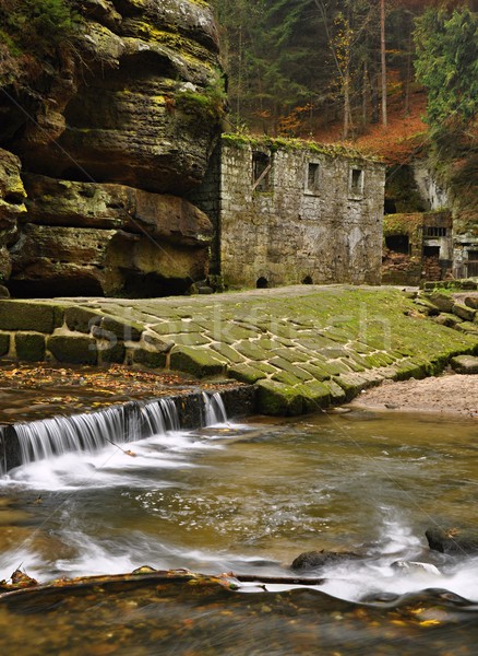 [[stock_photo]]: Vieux · moulin · rivière · brouillard · maison · bâtiment