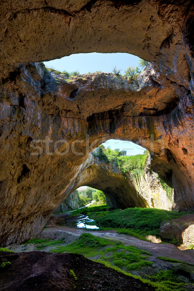 Mağara kuzey Bulgaristan kayalar yeraltı taşlar Stok fotoğraf © oorka