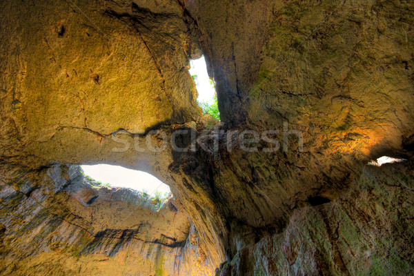 Démon yeux grotte nord Bulgarie roches [[stock_photo]] © oorka