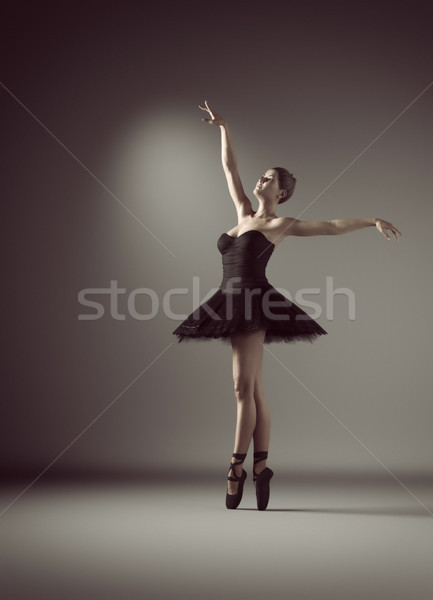 Bella ballerina giovani posa nero rendering 3d Foto d'archivio © orla