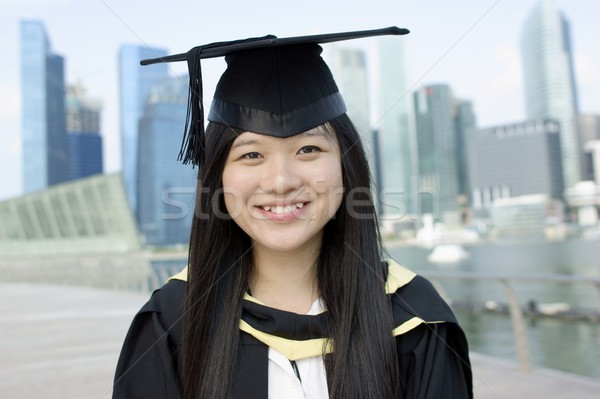 Mosolyog ázsiai diplomás hölgy város mosoly Stock fotó © palangsi