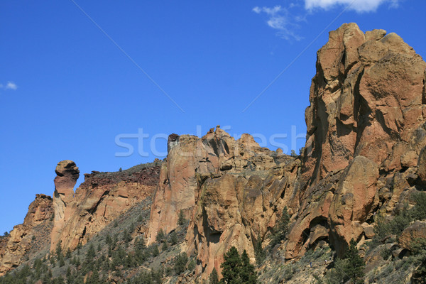 Singe visage formation rocheuse Retour côté Rock Photo stock © pancaketom