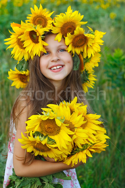 Petite fille domaine arbre visage soleil cheveux [[stock_photo]] © pandorabox