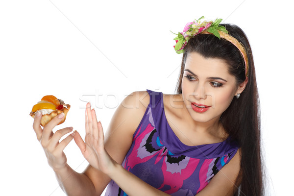 Foto stock: Jóvenes · hermosa · morena · pastel · de · frutas · aislado · blanco