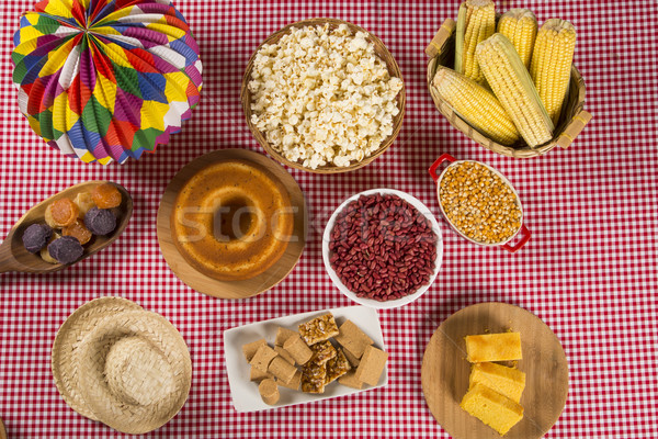 Mesa torta palomitas papa festival decoración Foto stock © paulovilela