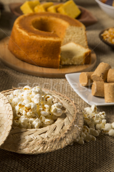 Mesa torta palomitas papa festival decoración Foto stock © paulovilela