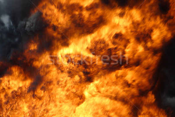 Grande fogo ardente preto fumar projeto Foto stock © pavelmidi