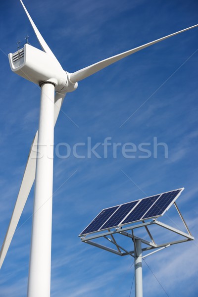 Erneuerbare Energien Windmühle Photovoltaik Panel Energie Produktion Stock foto © pedrosala