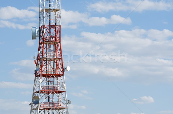 Telecomunicações torre fundo ver blue sky la Foto stock © pedrosala