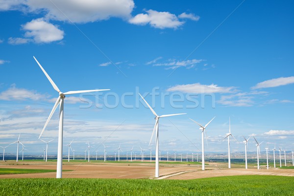 Vento energia elettrici potere produzione cielo Foto d'archivio © pedrosala