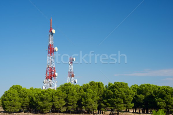 Telekomünikasyon towers mavi gökyüzü iş televizyon inşaat Stok fotoğraf © pedrosala