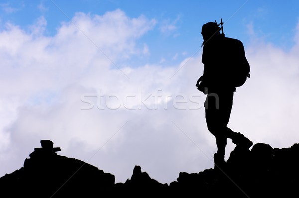 турист одиноко Blue Sky человека солнце спорт Сток-фото © pedrosala