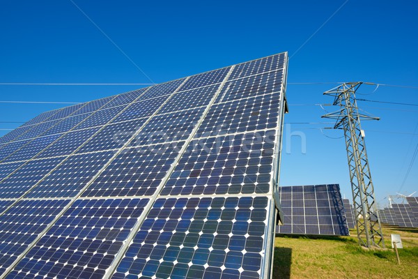 Güneş enerjisi fotovoltaik yenilenebilir elektrik üretim teknoloji Stok fotoğraf © pedrosala