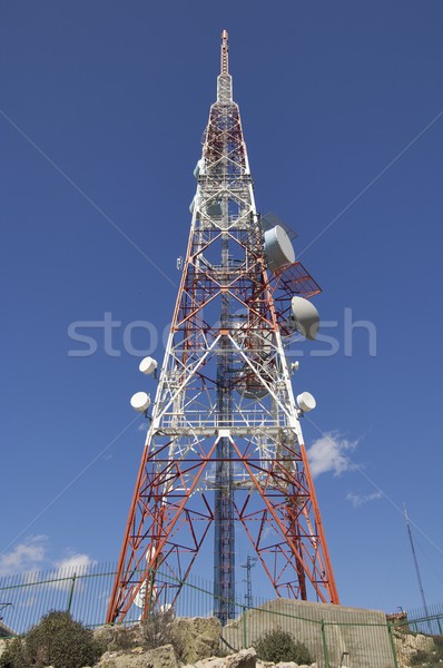 Telecomunicações torre branco vermelho telefone rádio Foto stock © pedrosala