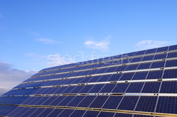 Güneş enerjisi büyük fotovoltaik panel elektrik Stok fotoğraf © pedrosala