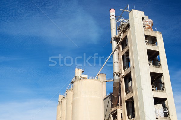 Cement fabriek buitenkant bouw werk Stockfoto © pedrosala